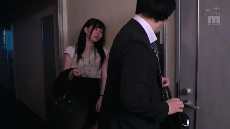 Vợ gần nhà nhận nhầm tôi là chồng trong một hôm say xỉn